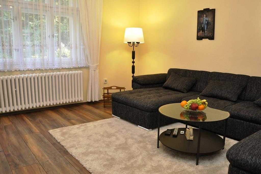 Atmospheric Quiet Apartment براغ المظهر الخارجي الصورة